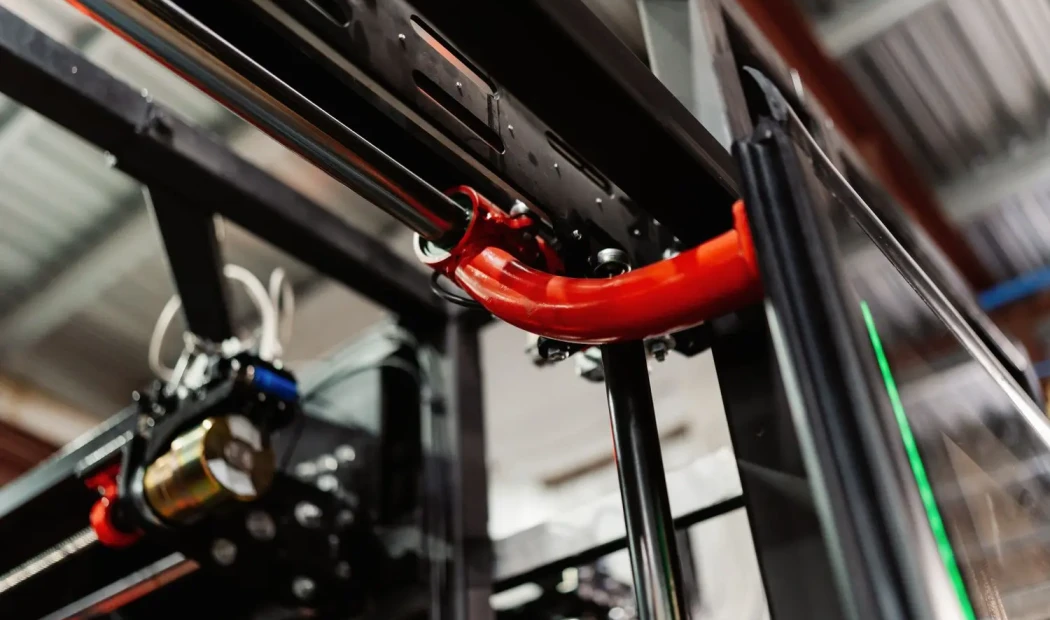 Главная — Простая и лёгкая конструкция дверной системы — фото